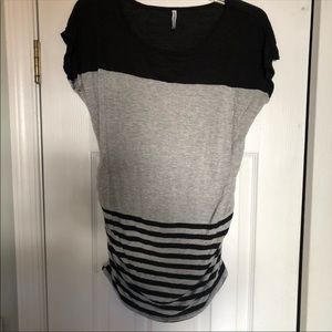 Planet motherhood adorable tee. Medium